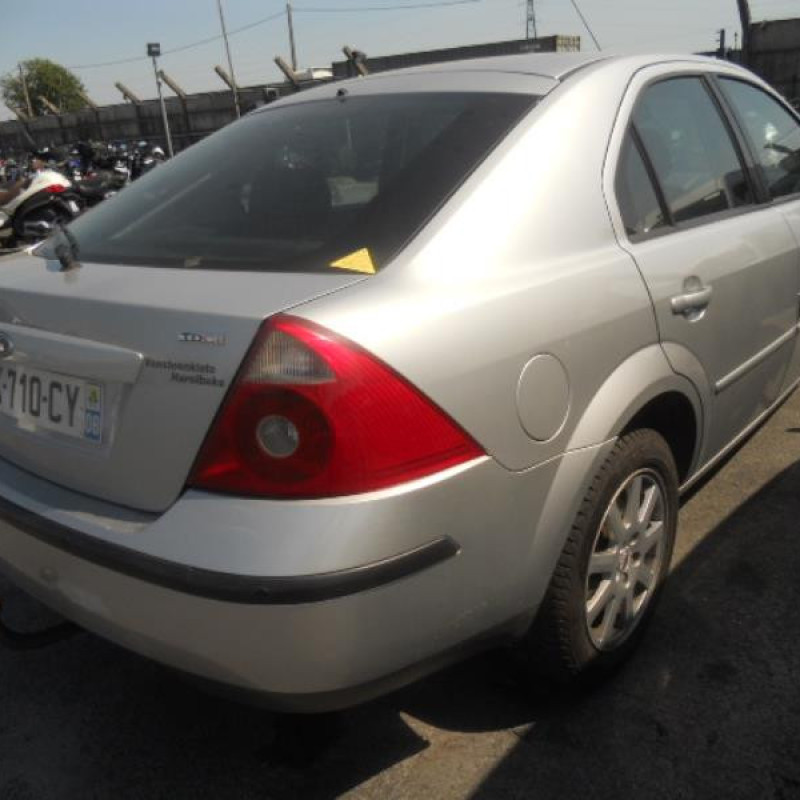 Plage arriere FORD MONDEO 2 Photo n°5