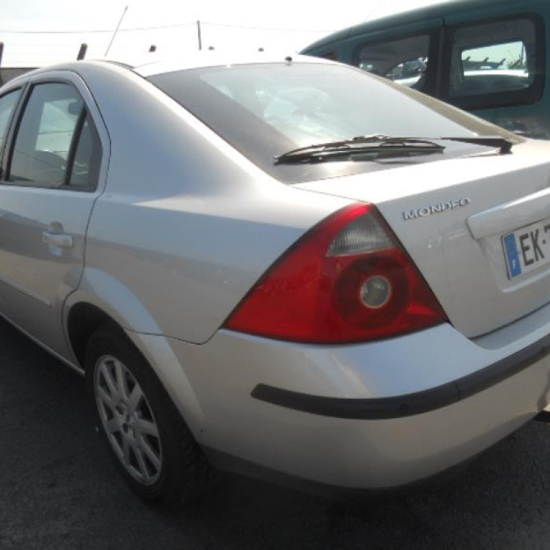 Plage arriere FORD MONDEO 2 Photo n°6