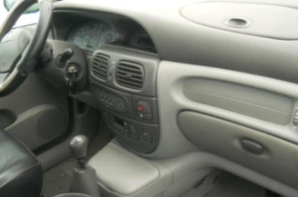 Retroviseur gauche RENAULT SCENIC 1