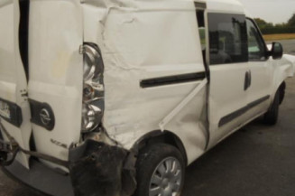Bouton de warning OPEL COMBO D