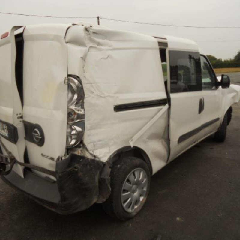 Bouton de warning OPEL COMBO D Photo n°6