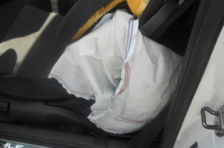 Poignee interieur avant gauche VOLKSWAGEN POLO 5