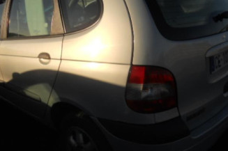 Retroviseur droit RENAULT SCENIC 1