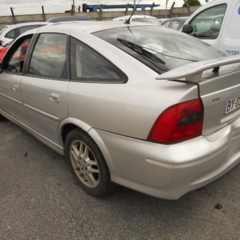 Retroviseur droit OPEL VECTRA B Photo n°6