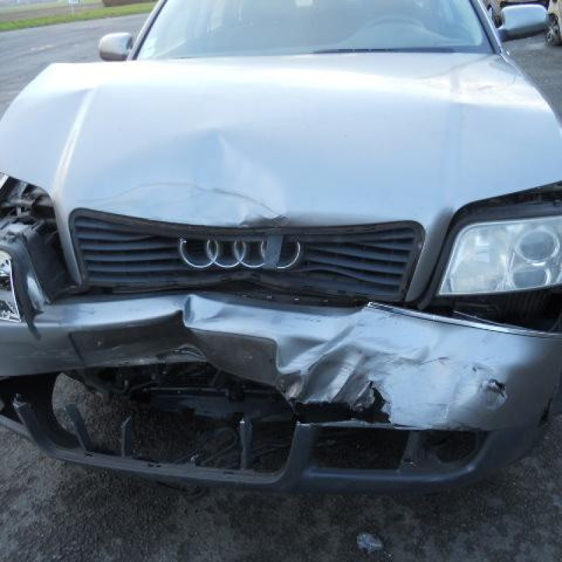 Renfort pare choc arriere (traverse) AUDI A6 2 Photo n°3