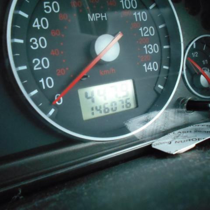 Bouton de warning FORD MONDEO 2 Photo n°11