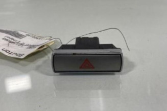 Bouton de warning FORD MONDEO 3 Photo n°1