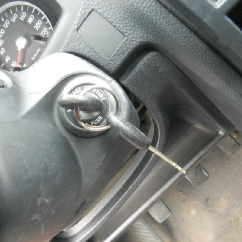Porte avant gauche HYUNDAI GETZ Photo n°9