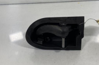 Poignee interieur avant droit FORD MONDEO 1