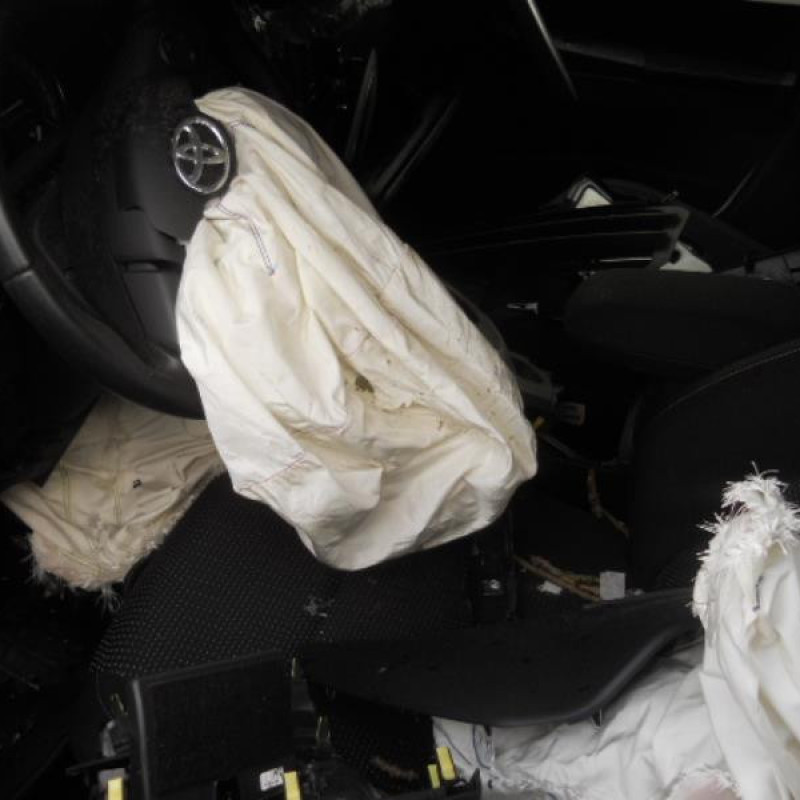 Serrure arriere gauche TOYOTA AURIS 2 Photo n°7