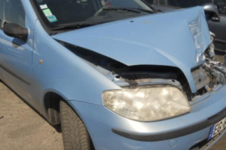 Retroviseur gauche FIAT PUNTO 2