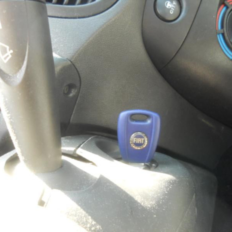 Retroviseur gauche FIAT PUNTO 2 Photo n°11