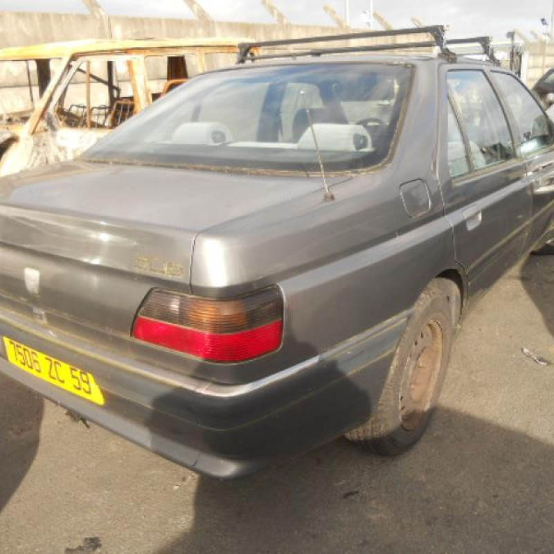 Retroviseur gauche PEUGEOT 605 Photo n°7