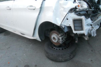 Serrure avant gauche PEUGEOT 308 2