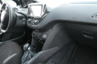 Poignee interieur avant droit PEUGEOT 208 1