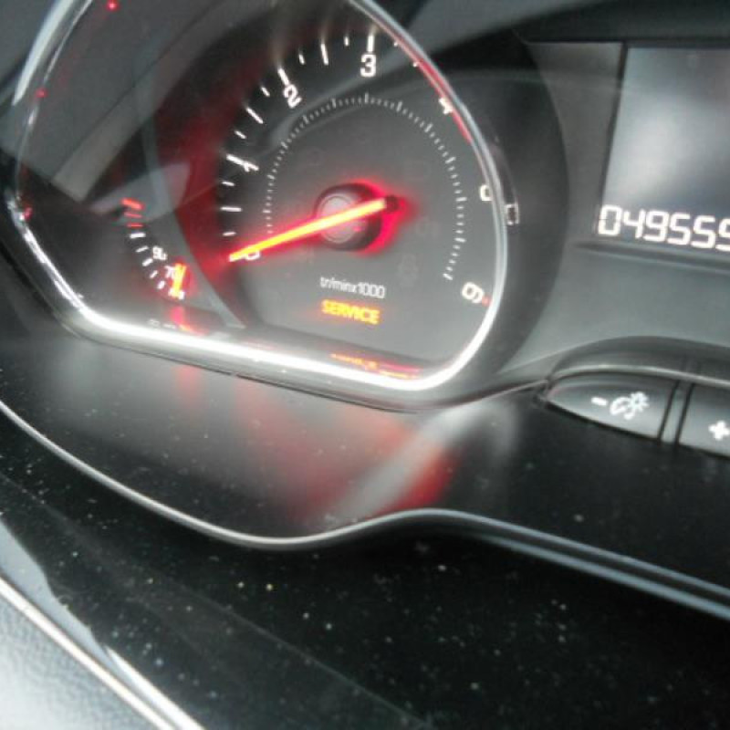 Poignee interieur avant droit PEUGEOT 208 1 Photo n°12