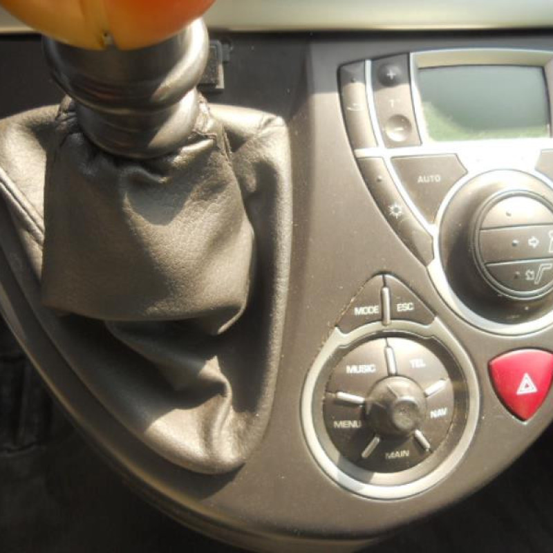 Aile avant droit CITROEN C8 Photo n°7