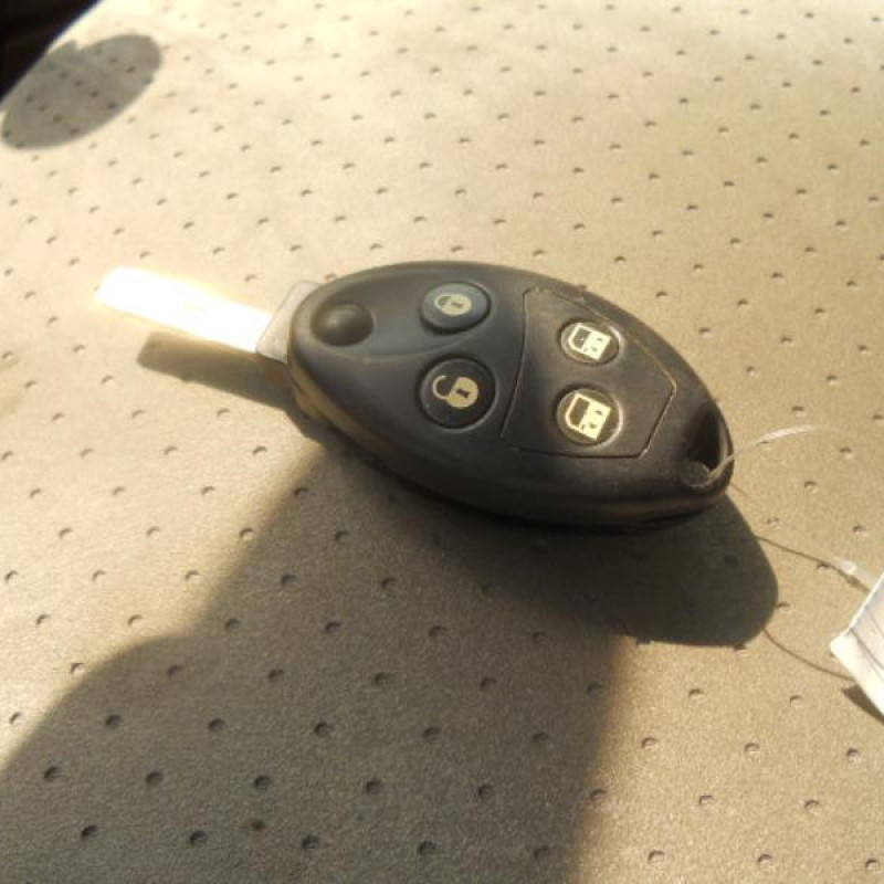 Aile avant droit CITROEN C8 Photo n°9