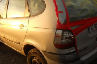 Retroviseur gauche RENAULT SCENIC 1