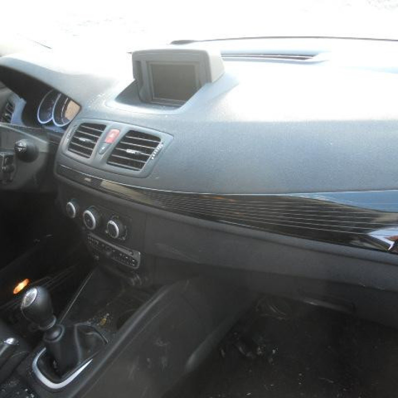 Bouton de warning RENAULT MEGANE 3 Photo n°11