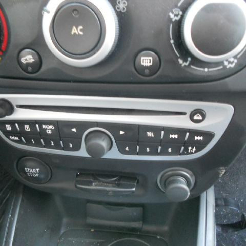 Bouton de warning RENAULT MEGANE 3 Photo n°13