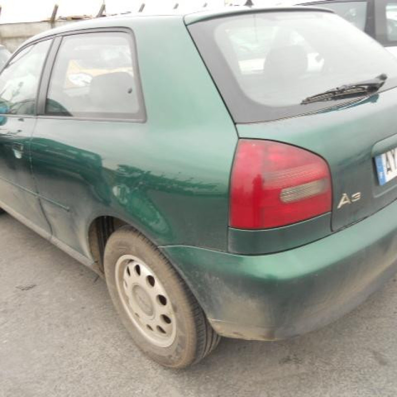 Malle/Hayon arriere AUDI A3 1 Photo n°5