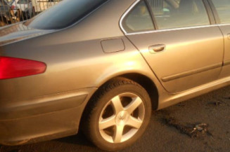 Capot PEUGEOT 607