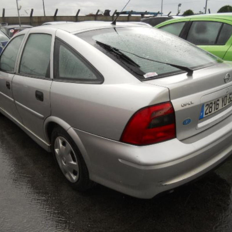 Retroviseur droit OPEL VECTRA B Photo n°6