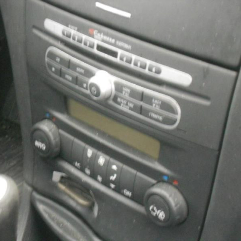 Ecran GPS RENAULT LAGUNA 2 Photo n°9