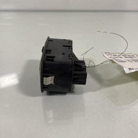 Interrupteur de leve vitre avant gauche OPEL CORSA D