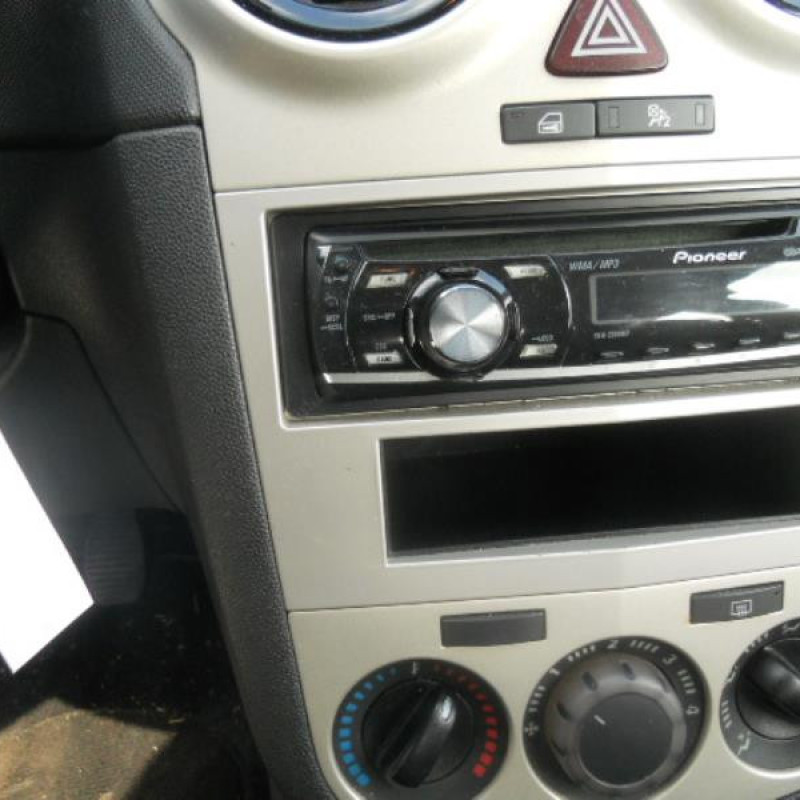 Interrupteur de leve vitre avant gauche OPEL CORSA D Photo n°10