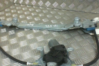 Leve vitre electrique avant gauche RENAULT TWINGO 2 Photo n°1