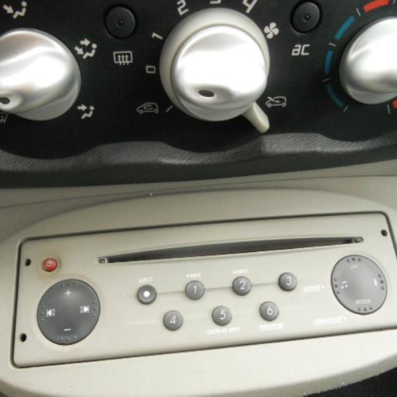 Leve vitre electrique avant gauche RENAULT TWINGO 2 Photo n°8