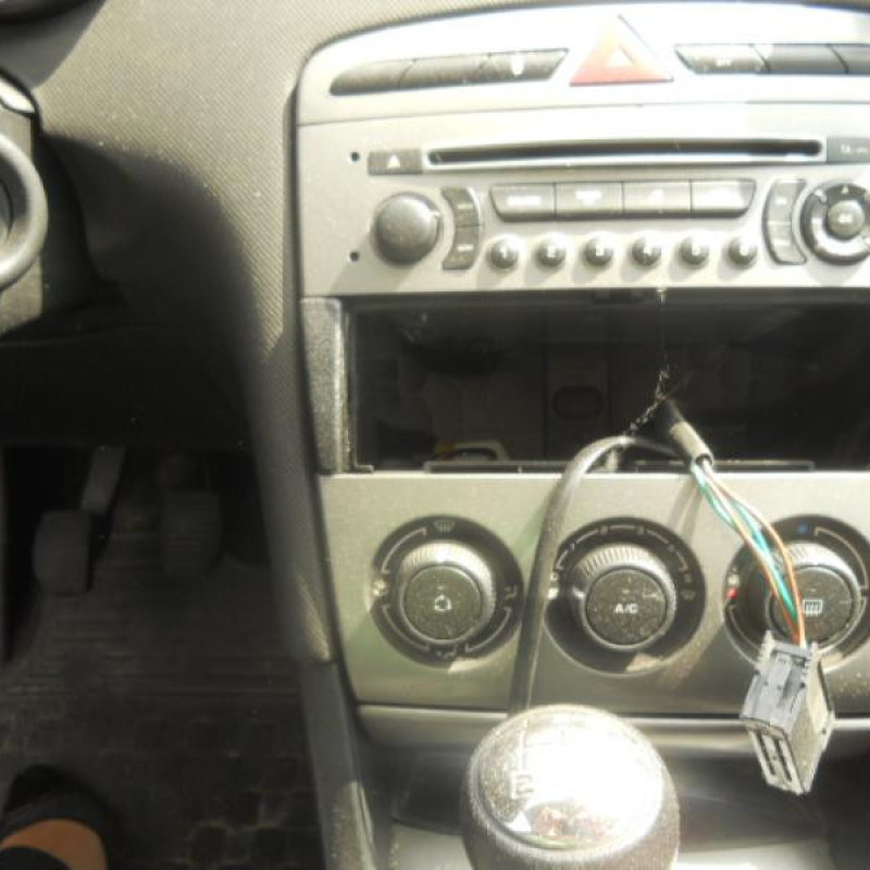 Bouton de warning PEUGEOT 308 1 Photo n°9