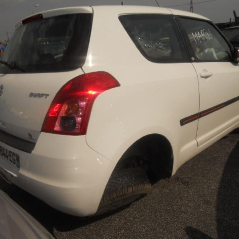 Bras essuie glace avant droit SUZUKI SWIFT 3 Photo n°3