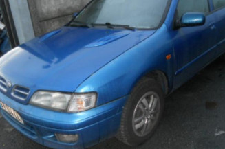 Retroviseur droit NISSAN PRIMERA 2