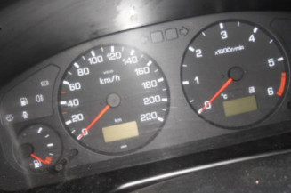 Retroviseur droit NISSAN PRIMERA 2