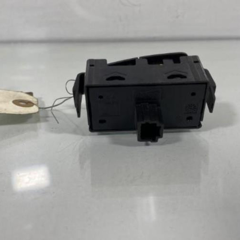 Bouton de warning DACIA LOGAN 2 Photo n°3