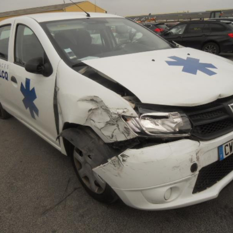 Bouton de warning DACIA LOGAN 2 Photo n°6