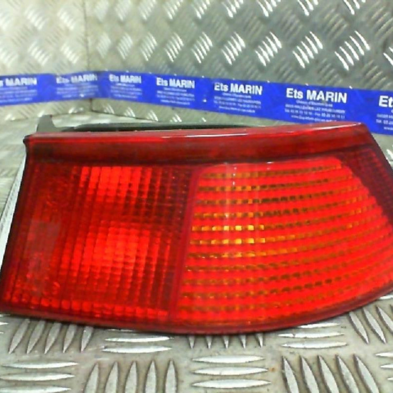 Feu arriere principal droit (feux) ALFA ROMEO 145 Photo n°1