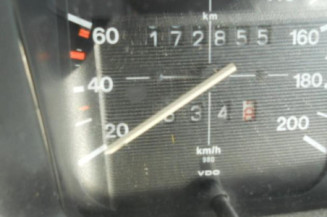 Bras essuie glace avant gauche VOLKSWAGEN POLO 2