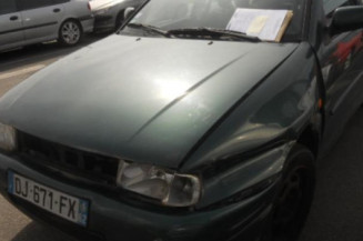 Retroviseur droit VOLKSWAGEN POLO 3