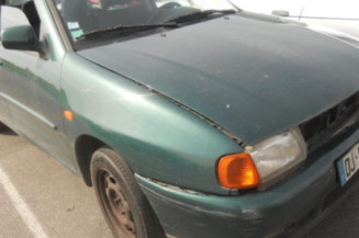 Retroviseur droit VOLKSWAGEN POLO 3