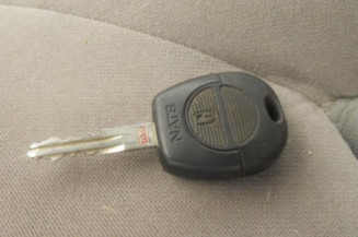 Capot NISSAN ALMERA TINO