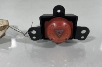 Bouton de warning NISSAN ALMERA TINO Photo n°1