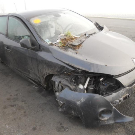 Pivot de moyeu avant gauche RENAULT MEGANE 3
