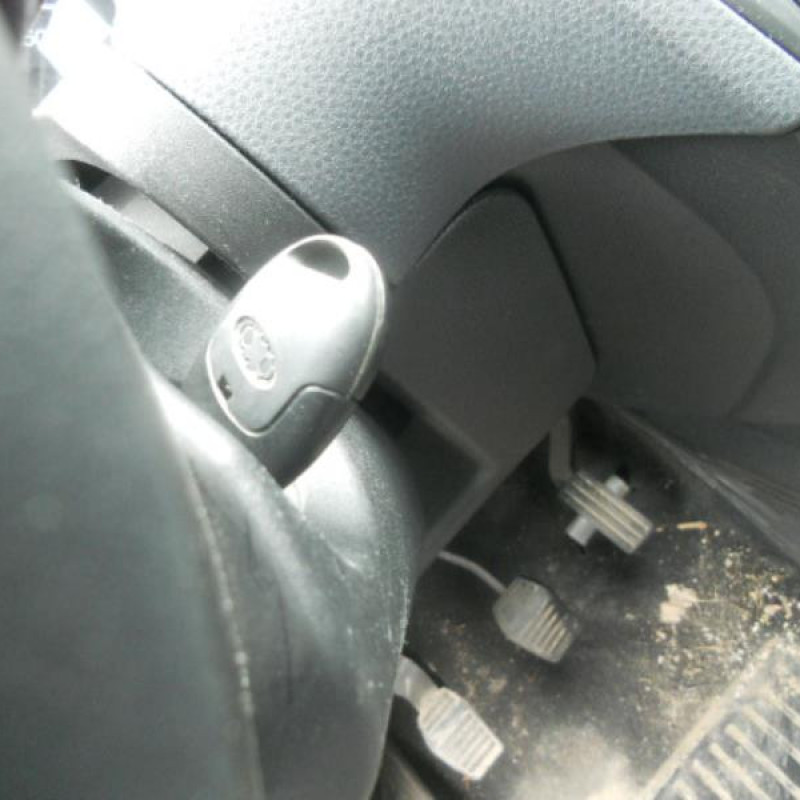 Feu arriere principal droit (feux) FORD FIESTA 5 Photo n°10