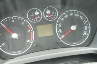 Feu arriere principal droit (feux) FORD FIESTA 5
