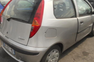 Retroviseur gauche FIAT PUNTO 2