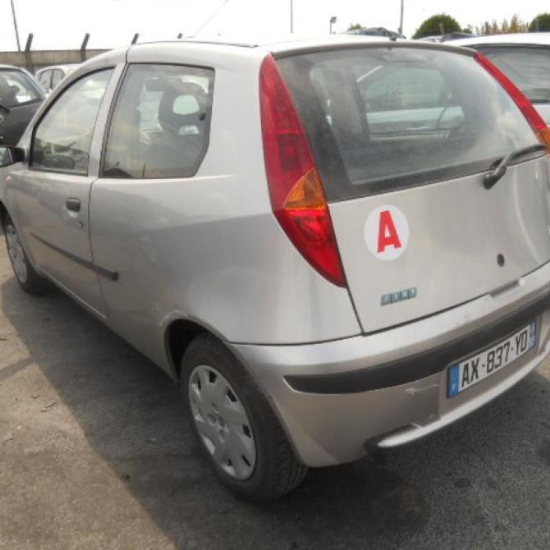 Retroviseur gauche FIAT PUNTO 2 Photo n°6